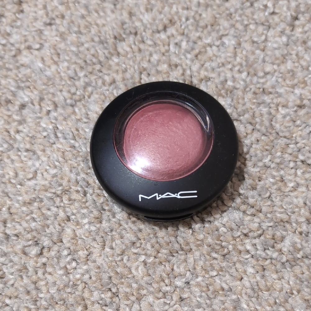 MAC Cosmetics Love Thing Blush